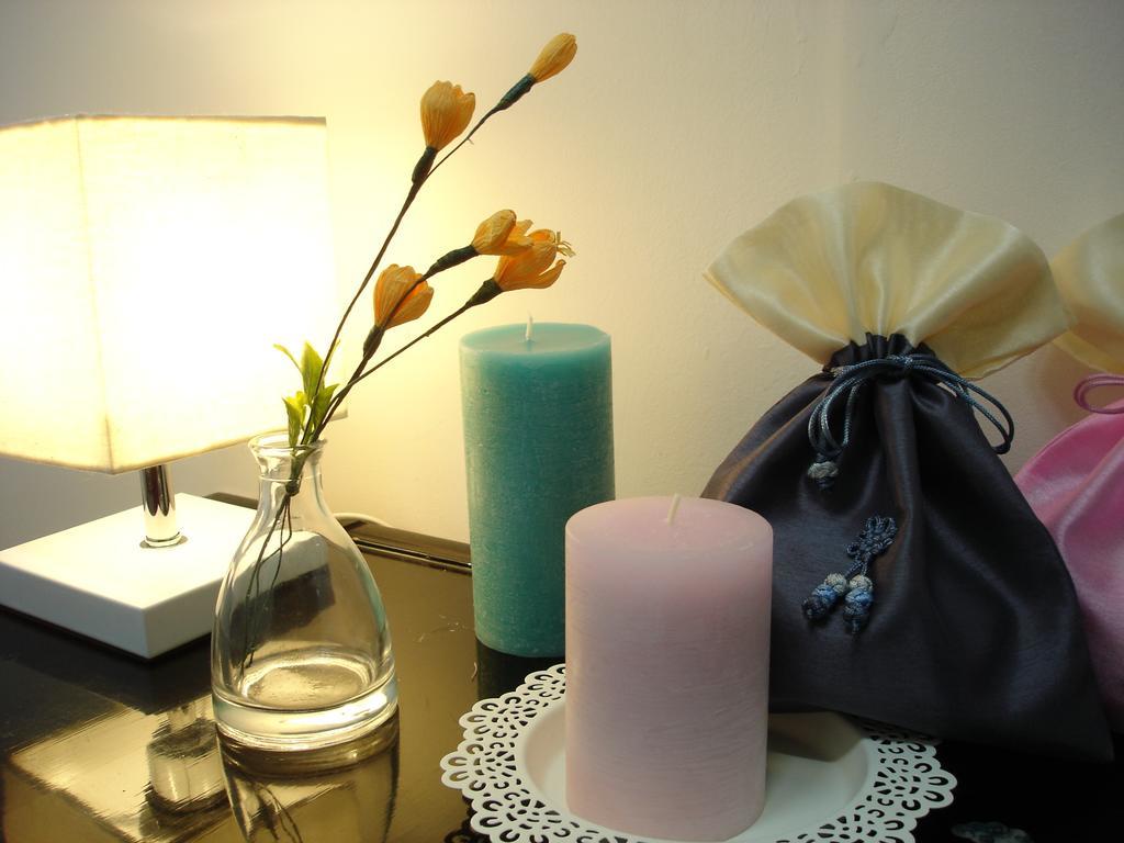 Icos 2 For Female Guest house 2*